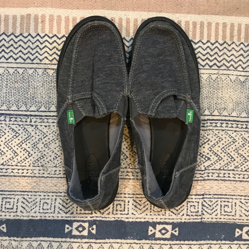 sanuk